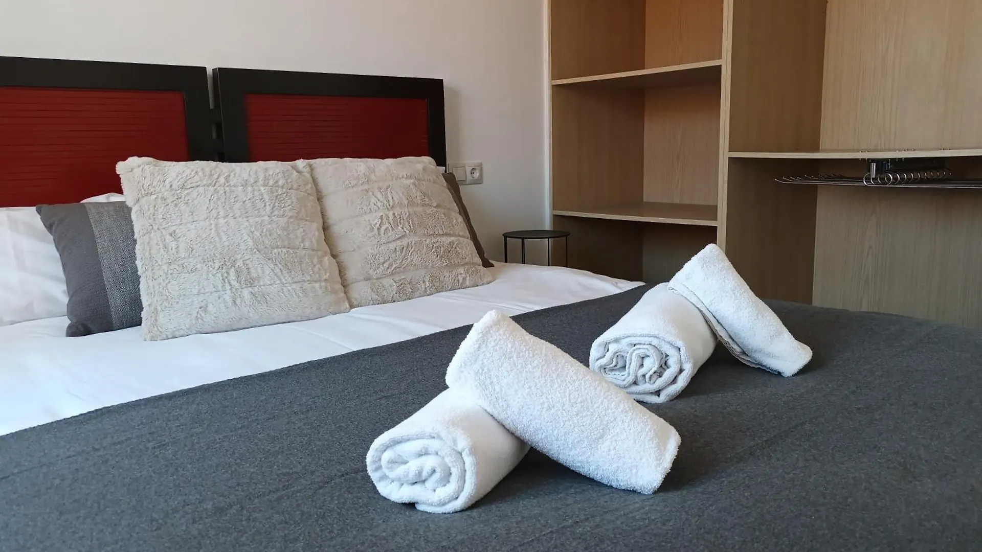 Apartamento Vacacional Cuarteles Malaga 0*,  Spain